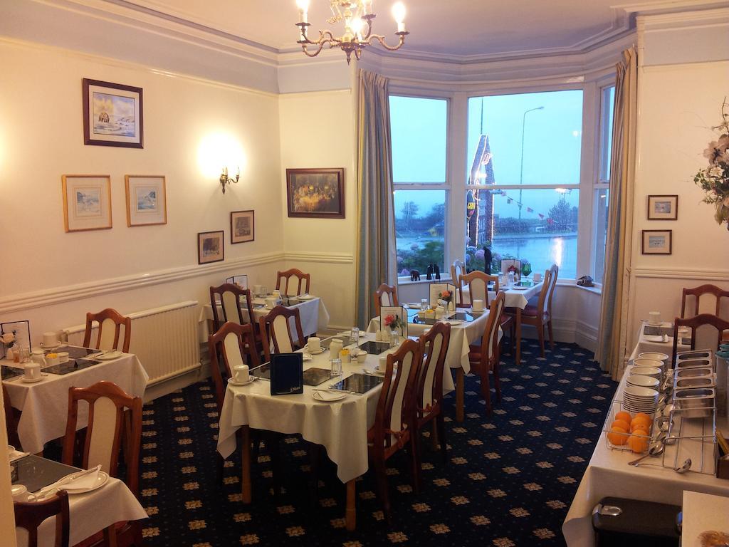 Menai Bank Hotel Caernarfon Exterior foto